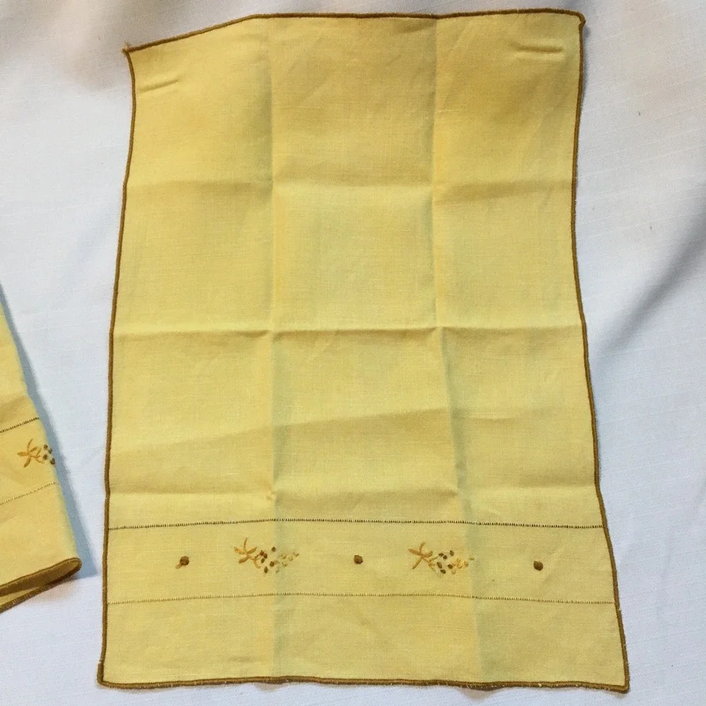 Vintage Yellow Embroidered‎ Linen Napkins Set Small Table Linens Decor